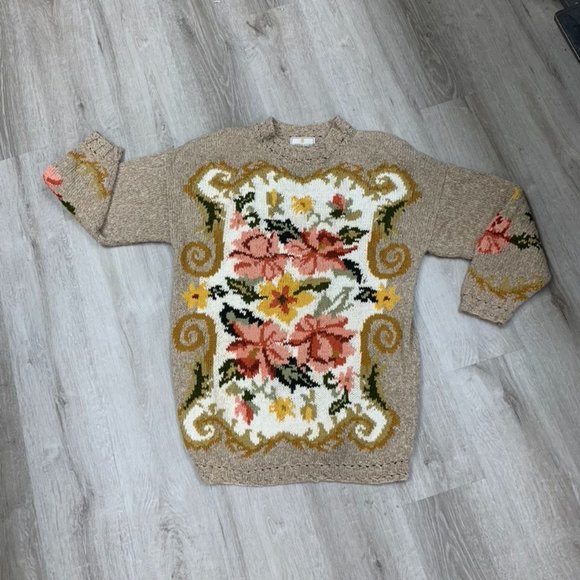 Express Tricot Sweaters - Express Tricot Handknitted Sweater with Flower Pattern